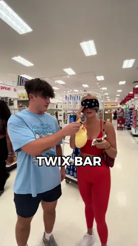 Protein bar that tastes like a candy bar supremacy 🫡🍫  #barebells #tastetest  @mason amendola 