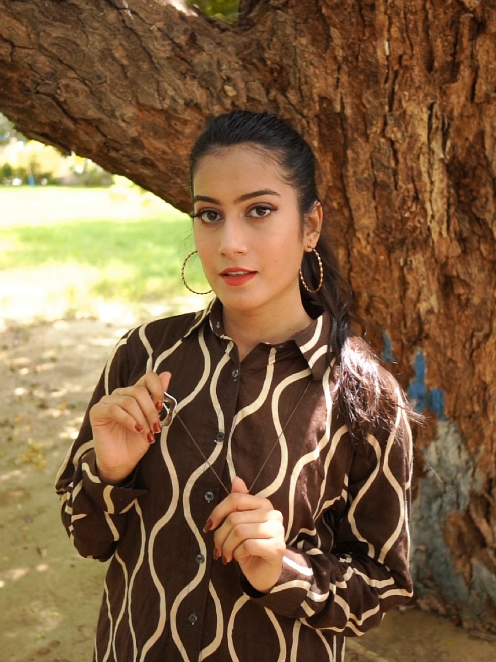 Style with modesty with our comfortable lawn cordset ♥️ Easy breezy perfect for daily wear 💫_____________________ @fatima joyo  DM TO PLACE ORDER #malabarwears #festivewear #pakistanidresses #desifashion #fashion #portraitphotography #styling #pakistanifashion #styleinspiration #fatimajoyo 