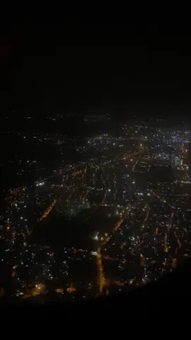 بالأمسِ كُنت بحرمك  واليوم اتمنى الوصول  ليتك تركتني بقربك ف أنا لا اريد أن افارقكَ يا مولاي 💛🥹😭 #رضا_جان #ايران #اكسبلور #الامام_رضا_عليه_السلام #مشهد #fyp #البحرين #bahrain #explore #أنيس_النفوس 