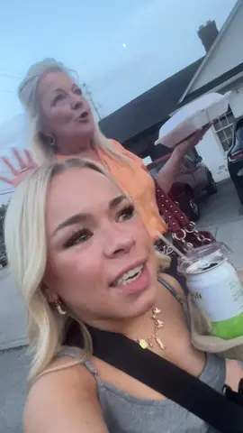 “When in Nashville, do as the Nashvilleians do” 🦅🤌🏻🤠 