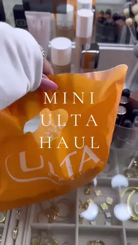 Mini Ulta haul🛍️✨ @byoma Makeup melting balm + lip mask @Kylie Cosmetics lip glaze gloss #fypシ゚viral #paratii #makeupfyp #affordablemakeup #ultahaul #haul #makeuphaul #ulta #skincare #ultabeauty 