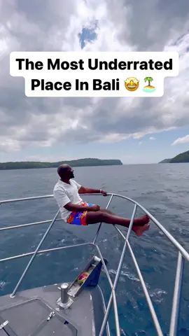 Would you visit Uluwatu, Bali? @Viator has over 300,000 travel experiences- there’s something for everyone. Thank you Viator for making this possible. #DoMoreWithViator #ad Link in bio for more details. 