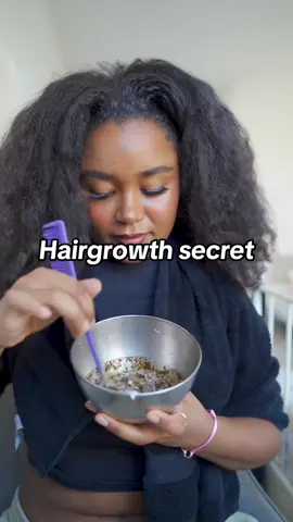 I made sure I have my little Chebe stock secured before posting this🤭🤫  #hairgrowth #hairgrowthtips #hairgrowthjourney #hairgrowthproducts #hairgrowthhacks #chebepowder #hairgrowthsecrets #hairgrowthsecret #chebeproducts #naturalhair #curly #heatcap #heatcapfordeepconditioning 