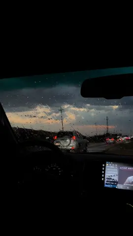 Winter is coming…🍂#rain #raining #wintervibes #night #CapCut #zaxo_duhok_hewler_slemani_hawler 