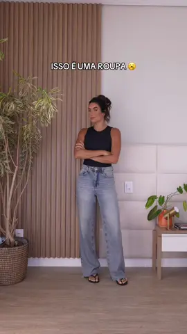 Incrível o que algumas mudanças podem fazer num look 😮‍💨🤌🏼 APROVADO??? #wearingvsstyling #estilizandolook #stylingtips #roupaxlook #dicasdeestilo #personalstylist 