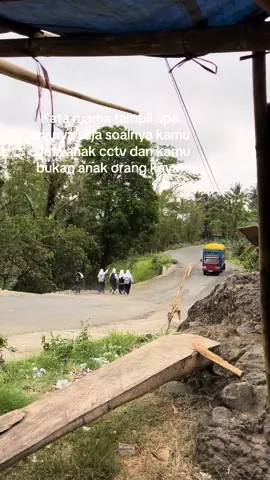 Jangan ngikutin gensi # Kuciduk mi bos ku mobilta@Dandy #cctvjebatansitonrae #dervermudapunyacerita #fyp 