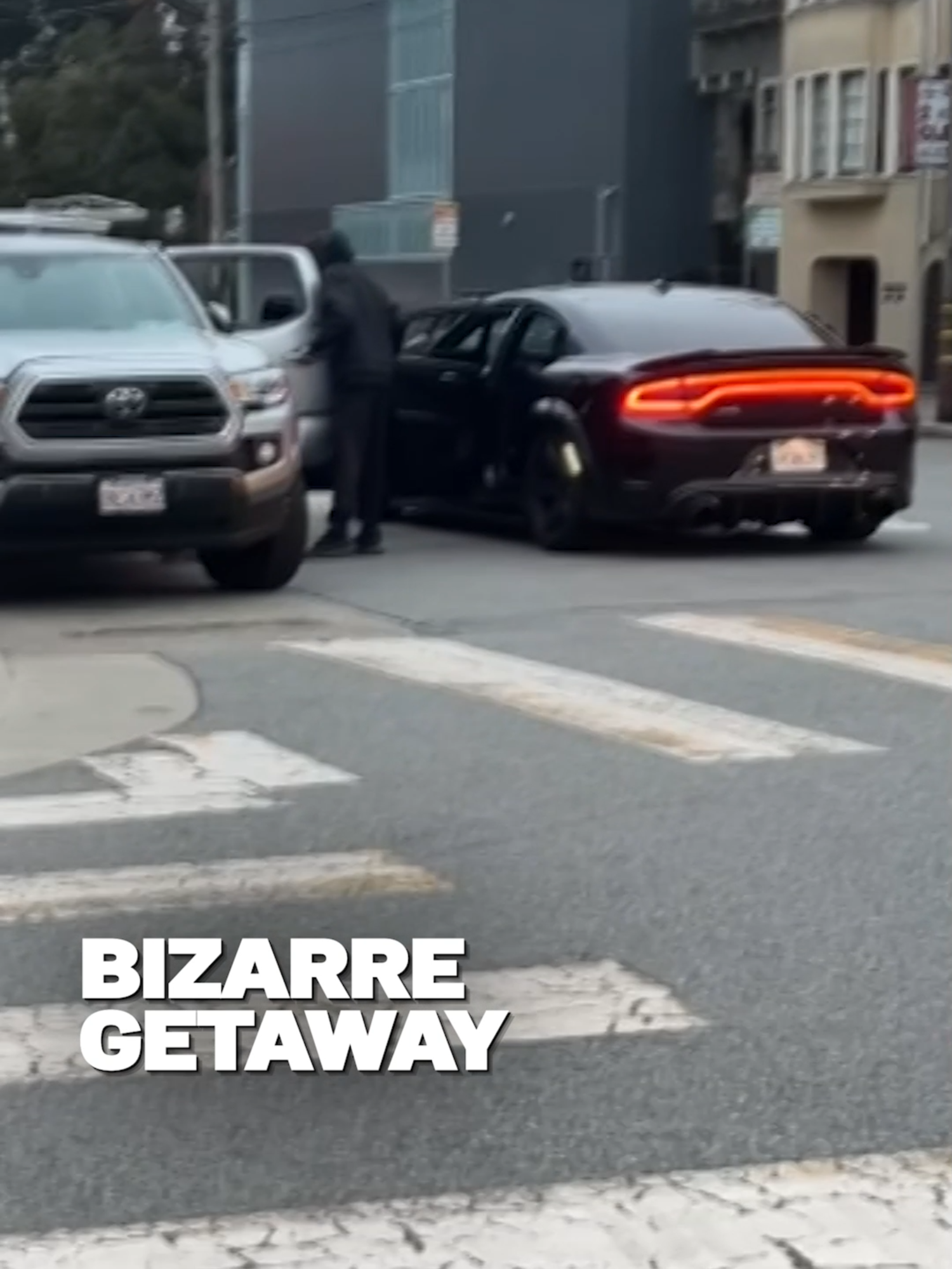 In the news: • Thieves in San Francisco throw cream cartons at neighbor recording car break-in • Oakland names street after Bruce Lee • Forecast: Heat advisory today ➤ Find more of today’s news at nbcbayarea.com #syncedin