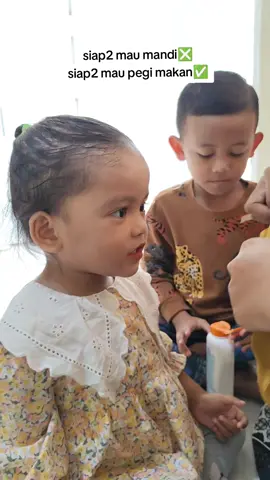 makanan terenak versi abg adek risol 😅😂 #fypシ゚  #lucu  #fyppp 