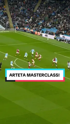 The Mikel Arteta deep block. 🧱  #Arsenal #MikelArteta #MCIARS 