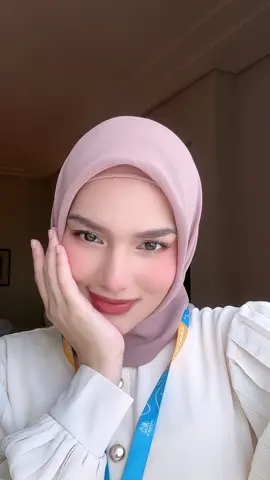 mff guys msh belajar pke hijab🗿