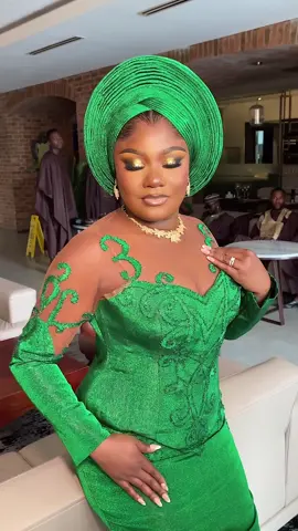 B R I D E   M O N I S O L A 😍 A perfect skin for green to sit on 😍 On a scale of 1-100, how would you rate our bride’s  look?  Event planner - Bprime events  Makeup artist @mobolah_signatures  Hairstylist @Adefunkeee_  Gele artist @ADUFE  Outfit @ShadiatAlasooke  • • • #bride #bellanaijaweddings #yorubabride #yorubawedding #bridallook #foryou #viralvideos #weddingplanner #nigeriaweddings 