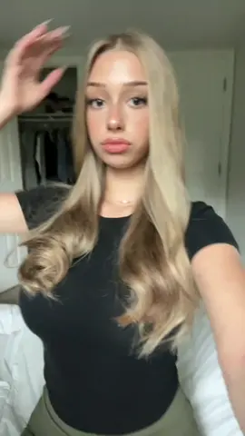#blonde #wlw #yourgf #beauty #viraltiktok 