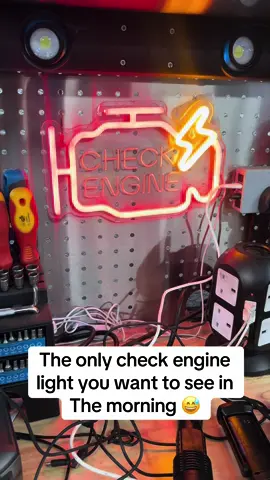 The only check engine light you will want to see! 😅 #mechanic #carservice #enginemanagementlight #eml #carmechanic #tiktokmademebuylt #carsoftiktok 