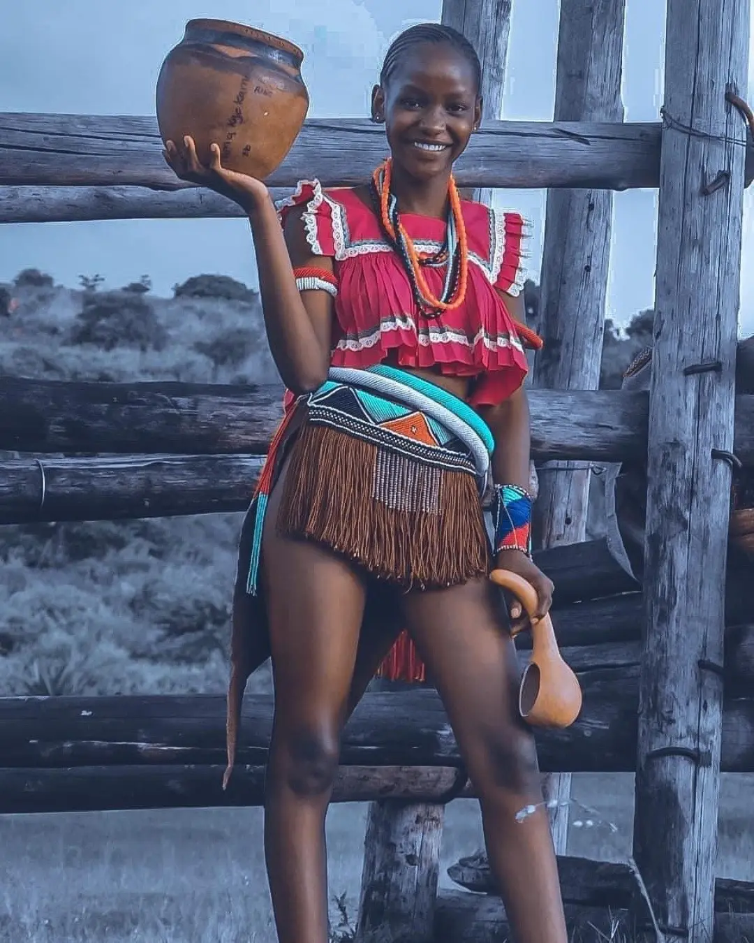 “Kere Pedi pe ke mopedi gare ga bapedi polelo ke Sepedi Ga gesho bopedi  Ga gesho ke batho baso se gagesho ke bana bešu ke bana ba thari ke bana ba tšiye kgalaka ke bana ba mmala wa sebilo re bana ba mobu wa kgoši sekhukhune e sego sekhukhune sa go bona ke sebataladi ke sekhukhune ga gabo kgoši sekhukhune sa  malema ga kgoshi mashila manyama mashila a gatiša ngwakwana ga gabo mogale a gatiša ka lekopelo”#SAMA28 #greenscreen #CapCut #trending #limpopotiktoker #fyp #viral #southafricatiktok🇿🇦 #mathoke @Mmathoke 