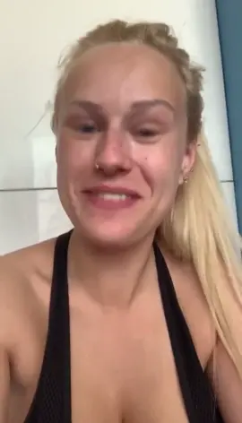 😭😂