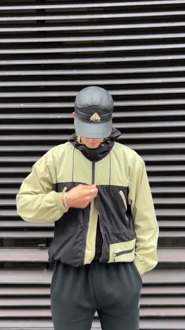 Stussy Outdoor 1990s technical two tone jacket 🥷  #thrifted #vintage #streetwear #vintagefashion #StreetStyle #vintagestreetwear #OOTD #outfitinspo #streetwearfashio #thrift #vintageoutfit #bestofstreetwear #techwear #gorpcore #stussy 