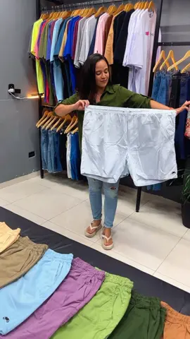 🔥 Promoção Imperdível de Short Sarja Plus Size Masculino! 🔥 Aproveite a estação com conforto e estilo! 🌞 🛒 1 Short por R$ 140 ou 3 Shorts por apenas R$ 99,90 cada! Ideal para compor looks descontraídos e estilosos. Não perca essa chance de renovar seu guarda-roupa! 💥 Estoque limitado! Garanta já o seu! #foryou #studioforyou #viral #foryo 