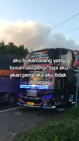 #katakata#storybus #busmania  #sad #storywa @mahaputradhny_26 @rafly_10 