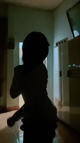 Ý là ko đc cuốn bằng các idol😭 #trendtiktok#LearnOnTikTok #trending #wuaytiktok #nhaytiktok #fypシ゚viral #xuhuongtiktokdiii #xh #xuhuongtiktokdiimabactiktokdzoi #giahangggggᰔᩚ @gh🫧 