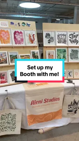 This is how I currently set up my booth when I go sell at art markets! It takes me about 30 minutes total, so not too bad :) Hoping to update some things for next time 🌼 #art #artist #printmaker #watercolor #houstonartist #houstonart #SmallBusiness #etsyseller #hispanicartist #marketsetup #artisanmarket #houston #houstonthingstodo #setup #behindthescenes #kiosk 