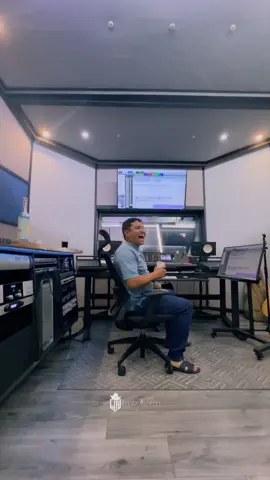 Un vil payaso con la cara de tristeza 🥵🤡   #julionalvarez #lospasosdejulion #reysinreina #fyp 