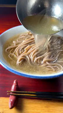 手羽元スープで魂のかけそば【ASMR】 #けんた食堂 #うちめし道 #asmr #sobanoodles #蕎麦 手羽元から抽出されるスープの素晴らしさを今ここに語りたい、さあ煮込もうではないか！