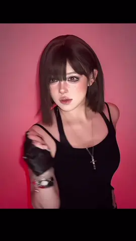 pretty robot💋 #LearnOnTikTok #douyin #makeupbiếnhình #viral #xuhuong #biến_hình #makeuptutorial #tutorial #makeupbienhinh 