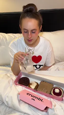 Crumbl cookie mukbang 