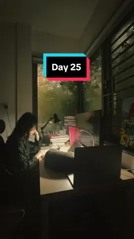 Không ngừng nỗ lực 💪🏻 #studywithme #LearnOnTikTok #fypシ゚ #trendingvideo #xuhuongtiktok #tiktok #viral #độnglực #dayhocbai5hkhong #cố_gắng #day25