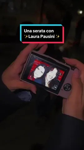 Se è un sogno datemi un pizzicotto!!! LAURA È DAVVERO DI UNA DOLCEZZA, UMILTÁ E SEMPLICITA UNICA! ti meriti il mondo @Laura Pausini🤍 invitedby* #laurapausini #Vlog 