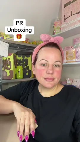 1st EVER PR unboxing 🙊thank you!! @Aquamarina Beauty #prunboxing #unboxing #makeup #skincare #guashafacial #rosequartz 