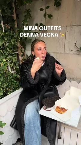 Reklam för @ADOORE ✨ Höstjackorna är framme och finns äntligen tillbaka i lager hos Adoore 🍂 Passa på!! Förra året tog dem slut så fort det blev kallt ❄️🫶🏼 #höstjacka 