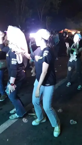 Iki Lo owners,e Ima mbk angel vs bunda😜