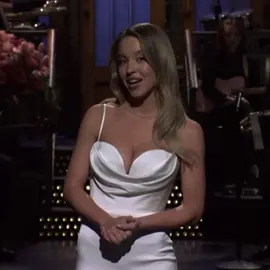 shes so pretty omg#sydneysweeney #sydneysweeneyedit #edit #euphoria #cassiehoward #sydneysweeneyinterview #interview #fy #fyp #for #foryoupageofficial #viraltiktok #viraledit #like #pretty 