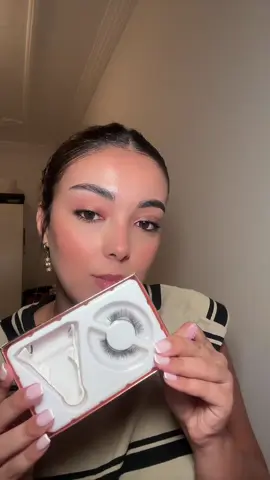 @magnetic_lashes_by_glory🎀 #lashes #fyp #everythingwithimane #viral #SmallBusiness 