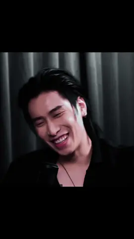 I love it, when you smile, it‘s damn cute. @B Sumettikul  #biblesumett #biblewichapas #biblesumettedit #edit #blactor #thaiactor #4minutes #kinnporschetheseries #vegas 