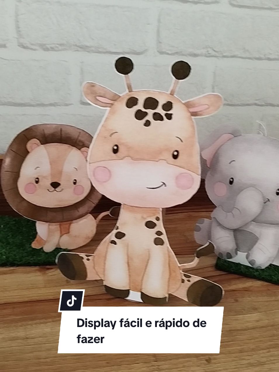 Bora fazer um display bem fácil 😁 #festainfantil #displaypapel #vaiprofy #viraltiktok #dye #dicas 