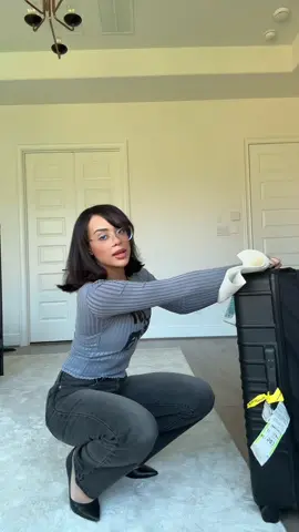 #VerizonPartner off to Europe with my new phone ✈️ life hacking with @verizon ! Trade-in any phone, link in my bio