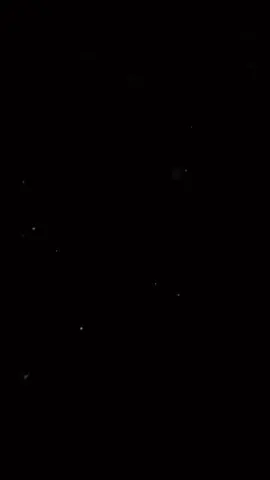 Sáng sớm thức dậy anh bỗng thấy mình quá đẹp trai..😌 #deptrai #lyrics 