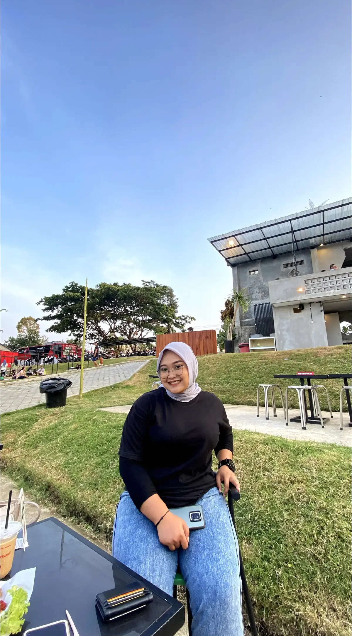 Gendut is scary, apa aja yg di pake jadi haram 😭 #fyp #lewatberanda #masukberanda #gendut #gendutcantik #gendutgemoyy #tulungagung #tulungagung24jam #tulungagunghitss #tulungagungtiktok #OOTD #ootdideas #ootdbigsize #ootdhijabindo #ootdhijab #hijab #hijabitiktok #jilbab #jilbabtiktok #jilbabgede #jilbabcantik #jilbabhits #jilbabbigsize #outfit #outfithijab #jilbabers #hijabbigsize #gemoy #gemoysekalii #gemoyyy #gemoykuuu😘😘😘😘 #gemoylovers #cantiksekali #spilloutfit 