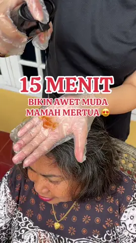 Cuma 15 menit auto jadi menantu idaman 😍 #kembalimudacumapakaishampoo #myiwehaircoloring #shampoouban #racuntiktok #haircoloring #penghitamrambut #shampoo #promoguncang99 @MYIWE 