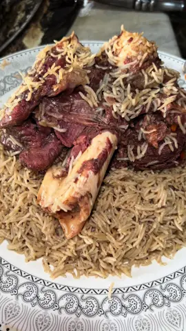 Karkhano Bazar baba wali Kabuli pulao #pakistanfoodieshub #localstreetfood #karkhanomarketpeshawar 