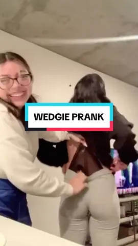 The final wedgie from these two friends. You’ll never catch them playing rock paper scissors again! #rockpaperscissors #funny #prank #live #haha #y2k #fyp #freshers 