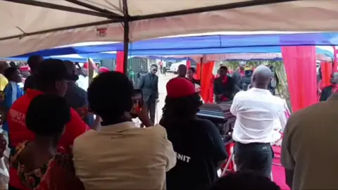 he Bobi wine nomukyala Barbie kyagulanyi nga bateka ekimuli kumugenzi Maama Jolly Mugisha #alienskin #fypシ゚viral #foryourpage #alienskinug #fullfigure 