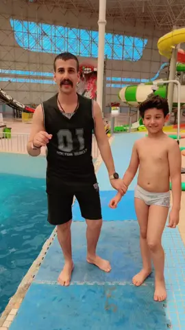 الطفل زيد كان بارع ومتئلق بل قفز # #مدينة_العاب_بغداد_المائية_المغلقة🏊‍♂️ #الشعب_الصيني_ماله_حل😂😂 #الشعب_الصيني_ماله_حل😂😂 #الشعب_الصيني_ماله_حل😂😂 