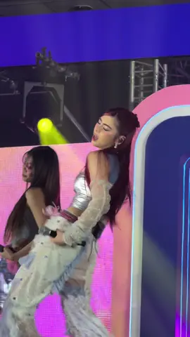 A compilation of Mikha body waves 😮‍💨 #gfest #gfest2024 #globexbini #bini #biniph #fyp #binimikha #mikhalim #mikhaiah @MIKHA LIM. 