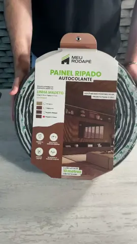 Transforme seu espaço com a elegância marcante do Painel Ripado Madeto Nogueira Intenso. Estilo e sofisticação para qualquer ambiente. 🌰✨ #PainelRipado #Nogueira #Decoração#homedecor #diyproject#MadeiraNaDecoração #InfinityLight #