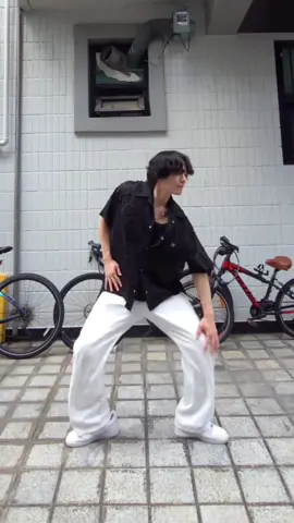 Insomnia dance trend🌚🌌 #fyp #insomnia #dance  #insomniadancechallenge #dancechallenge #viraldance 