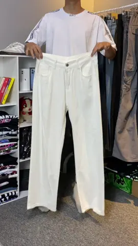 Celana jeans putih #celanajeans #celanapanjang #koreanstyle 