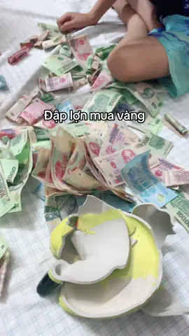 Đập lợn mua vàng#vang #tichcuc #tietkiem #xahoi #lai 